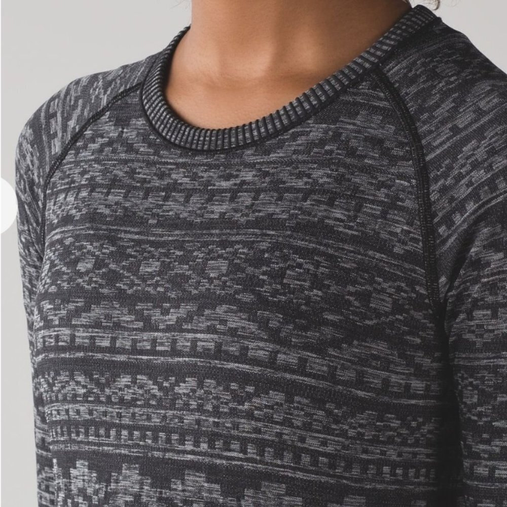 Lululemon Rest Less Pullover - Picture 4 of 11